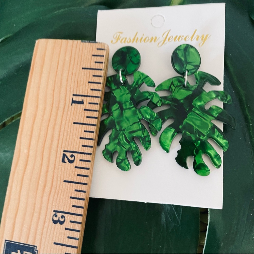 Tropical palm leaf earrings and leaf necklace vacation set in gold & green NWT - Picture 13 of 16